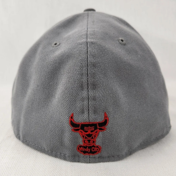 New Era Chicago Bulls Hardwood Classic Fitted Hat.  7 1/2 - Picture 3 of 7